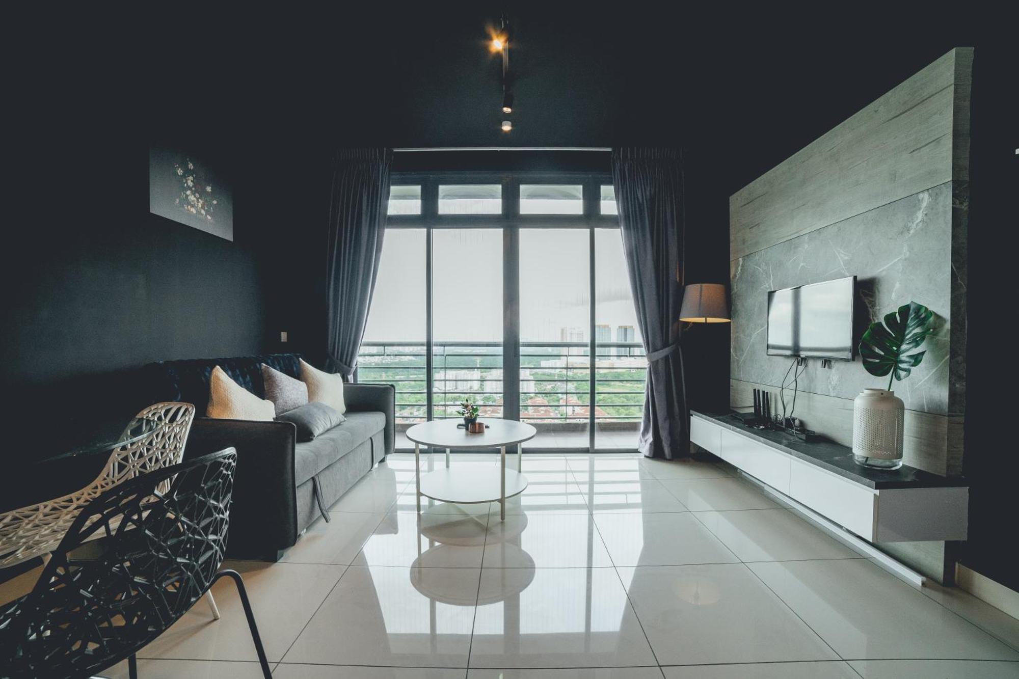 1 Tebrau Luxury Family Karaoke Chill 2br By Our Pangsapuri *